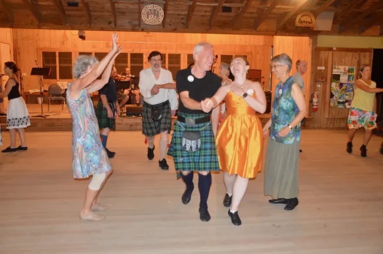 New Scottish Country Dance Class
